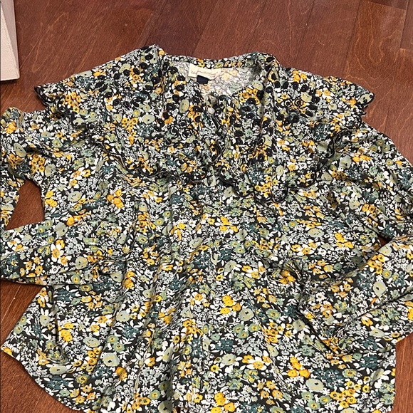 Universal Thread Tops - Universal threads Floral Ruffle Blouse